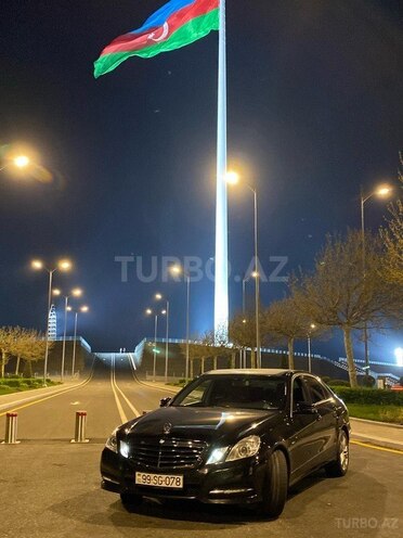 Mercedes E 200 2010, 213,000 km - 1.8 л - Bakı