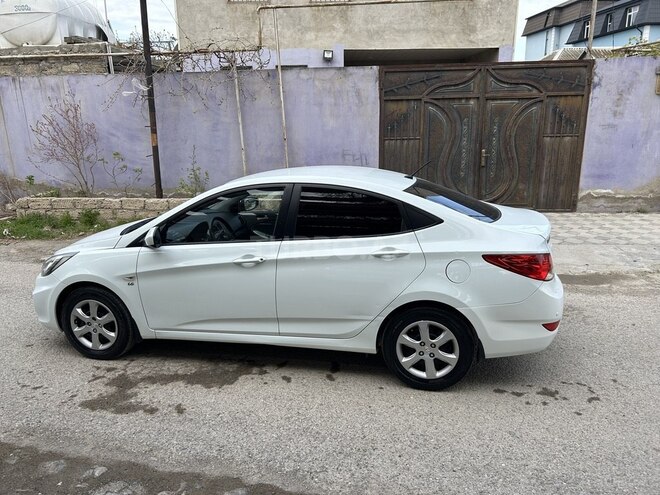 Hyundai Accent 2013, 186,000 km - 1.6 l - Bakı
