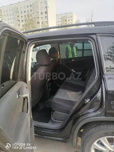 Volkswagen Tiguan 2009, 290,000 km - 2.0 l - Bakı