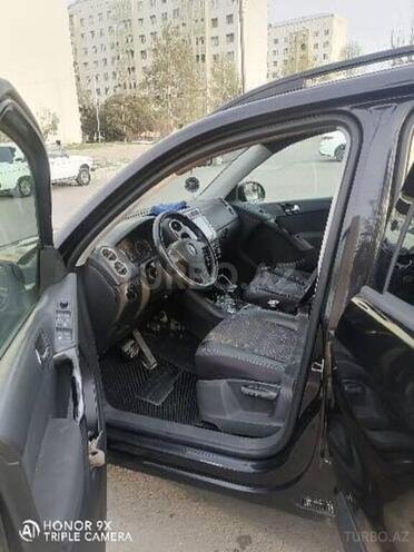 Volkswagen Tiguan 2009, 290,000 km - 2.0 l - Bakı