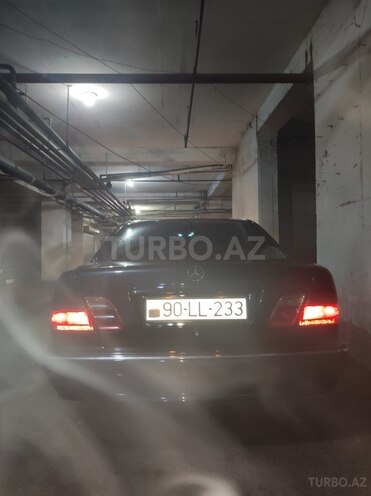 Mercedes E 220 d 2000, 487,405 km - 2.2 l - Bakı
