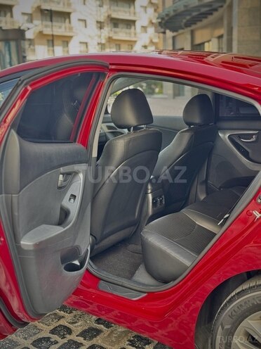 Hyundai Avante 2015, 200,000 km - 1.6 l - Bakı