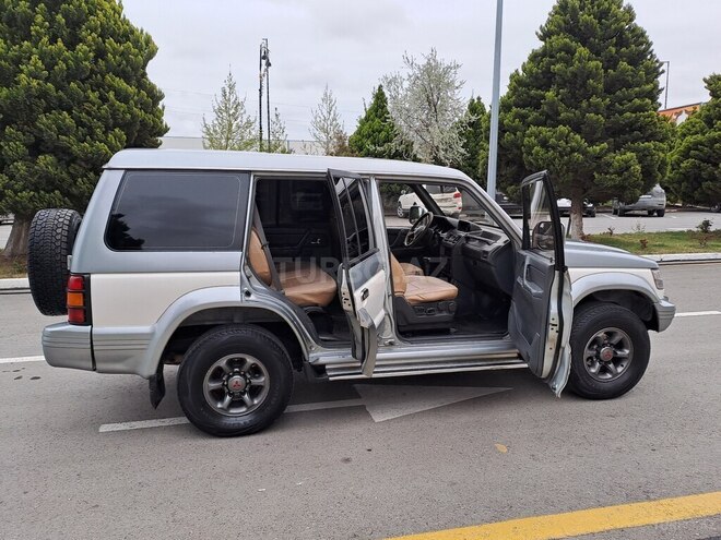 Mitsubishi Pajero 1995, 345,000 km - 2.8 l - Sumqayıt