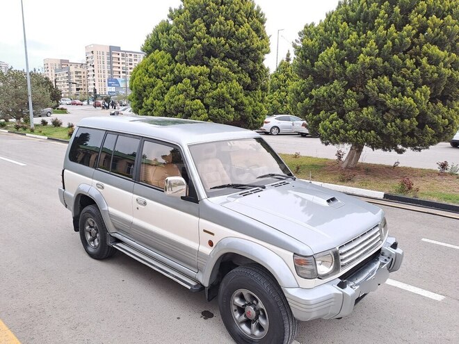 Mitsubishi Pajero 1995, 345,000 km - 2.8 l - Sumqayıt