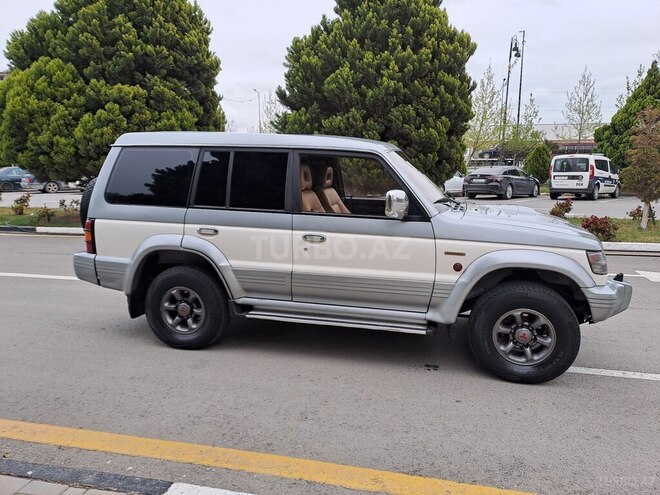 Mitsubishi Pajero 1995, 345,000 km - 2.8 l - Sumqayıt