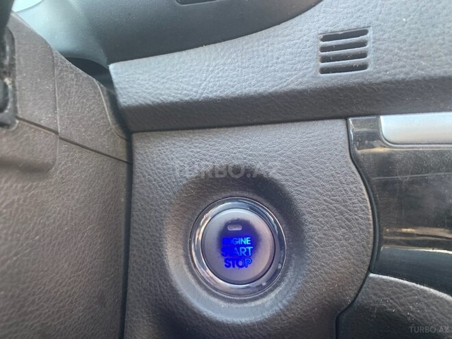 Hyundai Santa Fe-4