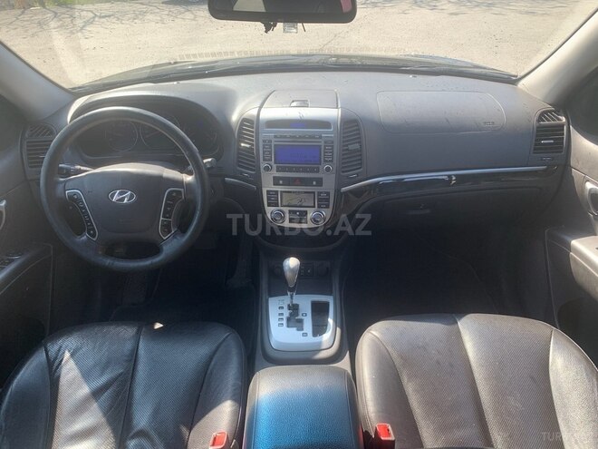 Hyundai Santa Fe-3