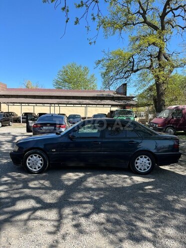 Mercedes C 220 d 1998, 341,256 km - 2.2 л - Xaçmaz
