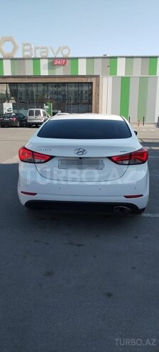 Hyundai Elantra 2015, 240,500 km - 1.6 л - Bakı