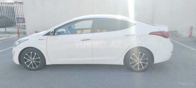 Hyundai Elantra 2015, 240,500 km - 1.6 л - Bakı