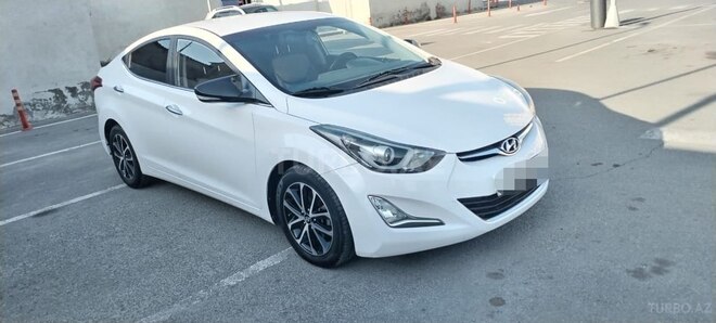 Hyundai Elantra 2015, 240,500 km - 1.6 л - Bakı