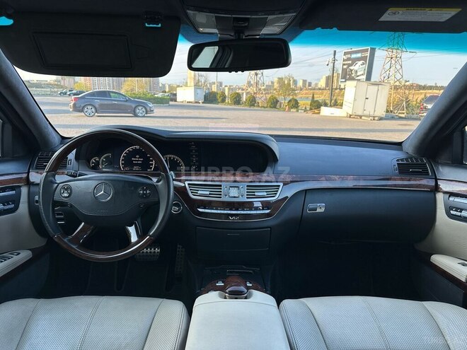 Mercedes S 550 2006, 240,000 km - 5.5 l - Bakı