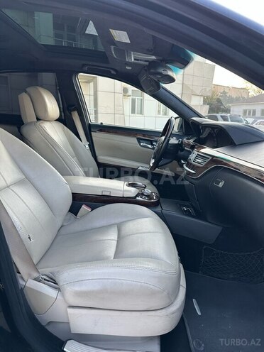 Mercedes S 550 2006, 240,000 km - 5.5 l - Bakı