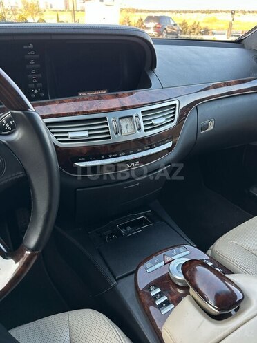 Mercedes S 550 2006, 240,000 km - 5.5 l - Bakı