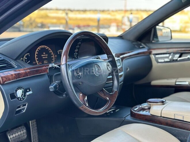 Mercedes S 550 2006, 240,000 km - 5.5 l - Bakı