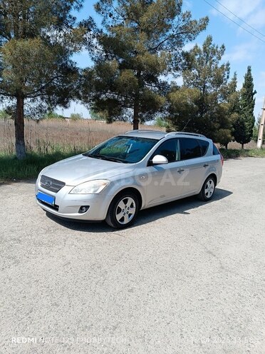 Kia Ceed 2009, 208,000 km - 1.4 л - Salyan