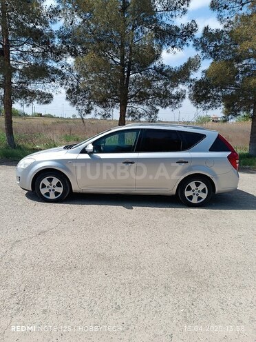 Kia Ceed 2009, 208,000 km - 1.4 л - Salyan