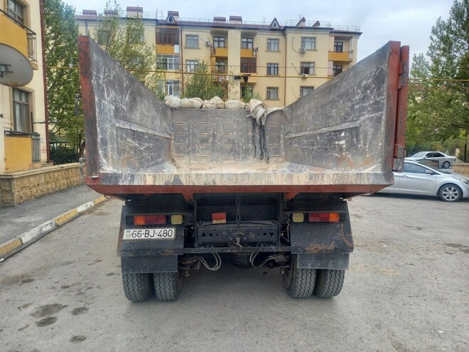 KamAz 5511 1987, 350,000 km - 11.0 l - Yevlax