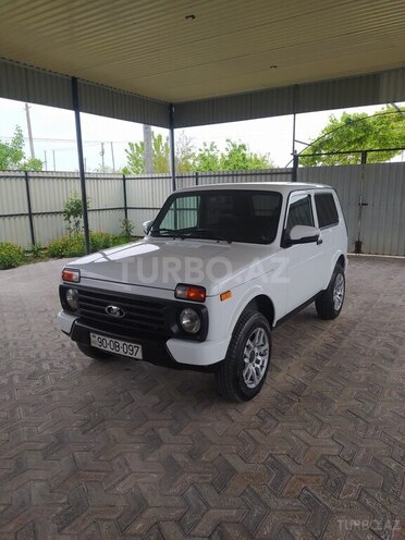 LADA (VAZ) Niva 2017, 66,000 km - 1.7 l - Saatlı
