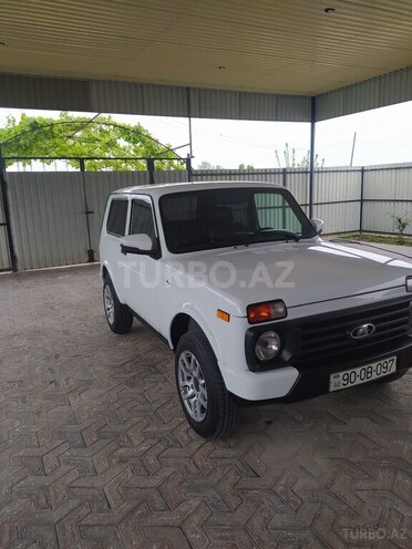 LADA (VAZ) Niva 2017, 66,000 km - 1.7 l - Saatlı