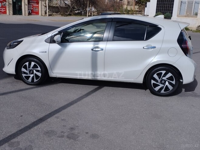 Toyota Aqua 2019, 42,000 km - 1.5 l - Bakı