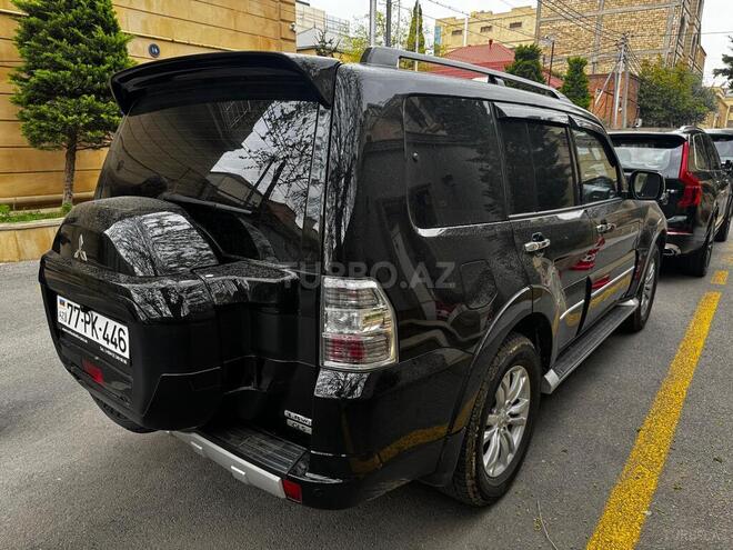 Mitsubishi Pajero 2017, 240,000 km - 3.8 l - Bakı
