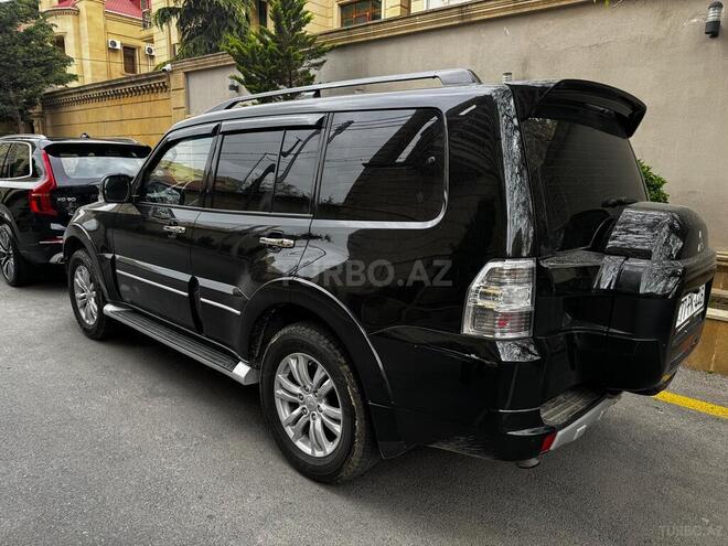 Mitsubishi Pajero 2017, 240,000 km - 3.8 l - Bakı