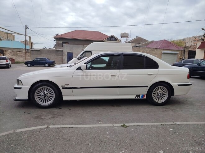 BMW 530 2002, 287,000 km - 3.0 l - Bakı