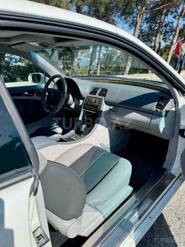 Mercedes CLK 320 2001, 185,000 km - 3.2 l - Bakı