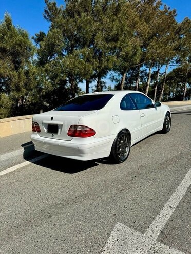 Mercedes CLK 320 2001, 185,000 km - 3.2 l - Bakı