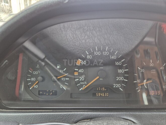 Mercedes C 220 d 1999, 594,630 km - 2.2 л - Bakı