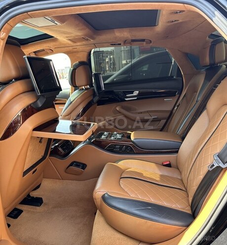 Audi A8 2012, 175,000 km - 4.0 л - Bakı