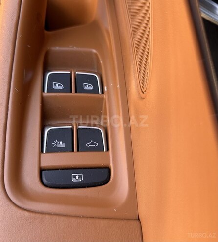 Audi A8 2012, 175,000 km - 4.0 л - Bakı