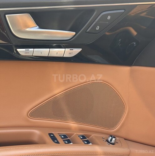 Audi A8 2012, 175,000 km - 4.0 л - Bakı