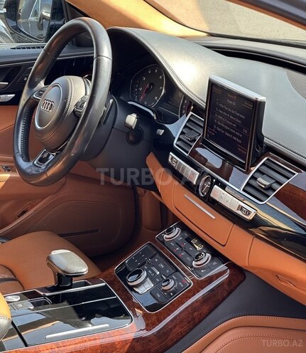 Audi A8 2012, 175,000 km - 4.0 л - Bakı