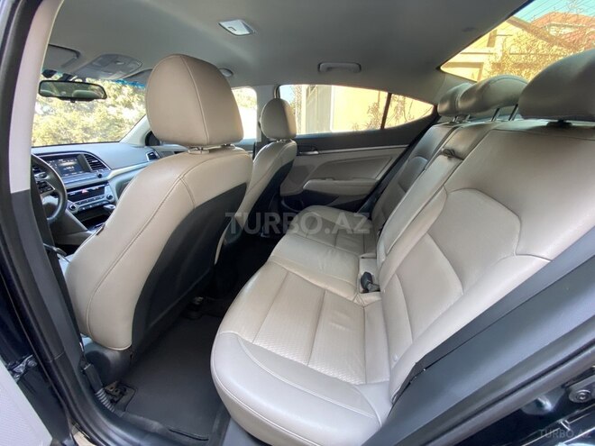 Hyundai Elantra 2016, 53,247 km - 2.0 л - Bakı