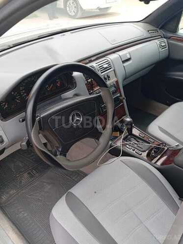 Mercedes E 230 1997, 400,000 km - 2.3 l - Bakı
