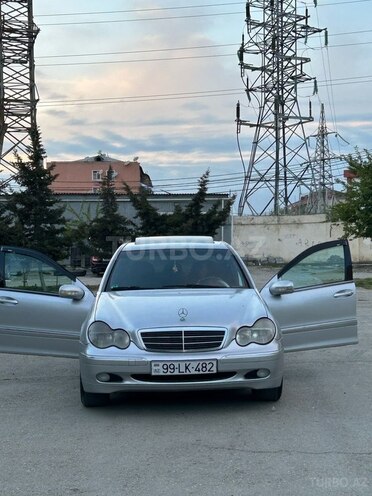 Mercedes C 240 2000, 270,000 km - 2.4 л - Sumqayıt