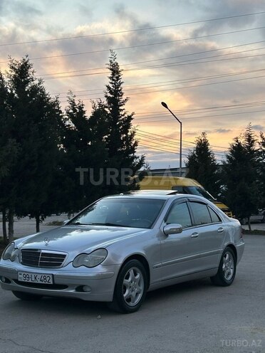 Mercedes C 240 2000, 270,000 km - 2.4 л - Sumqayıt