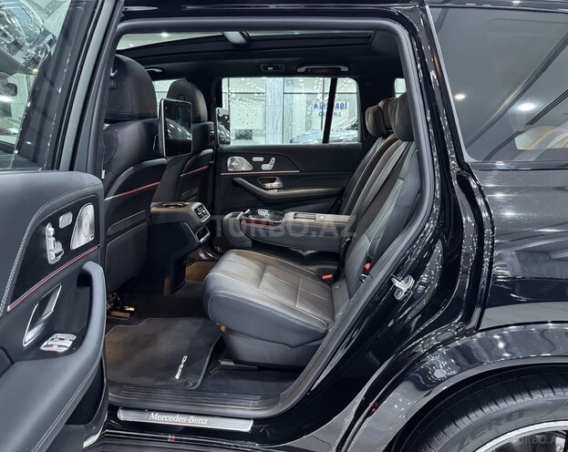 Mercedes GLS 580 4MATIC-14