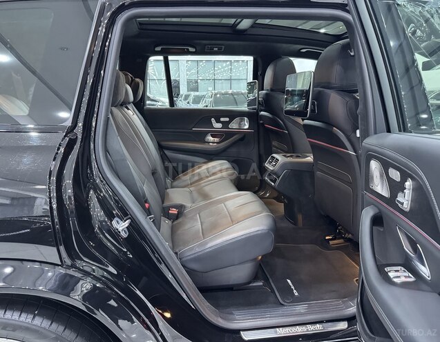Mercedes GLS 580 4MATIC-13