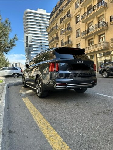 Kia Sorento-8