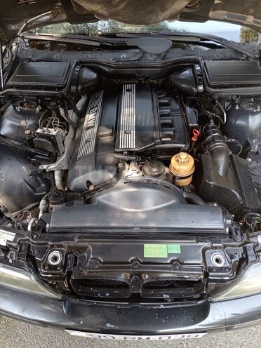 BMW 528 2002, 269,388 km - 2.5 l - Bakı