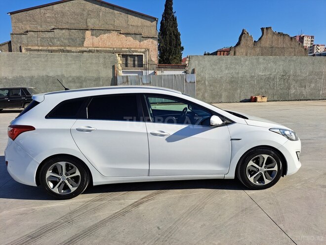 Hyundai i30 2015, 264,500 km - 1.6 l - Gəncə