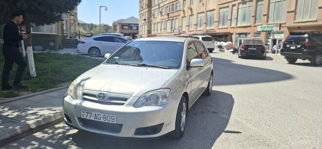 Toyota Corolla 2005, 383,000 km - 1.4 l - Bakı