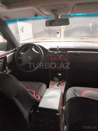 Mercedes E 240 1997, 427,000 km - 2.4 l - Gəncə