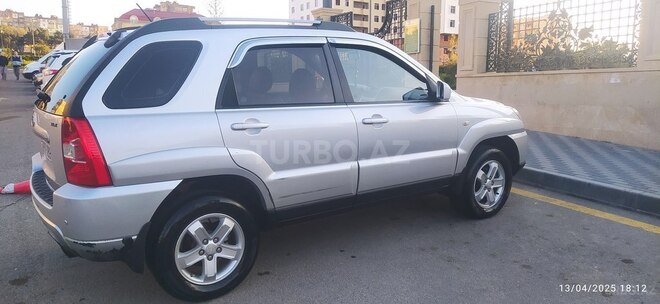 Kia Sportage 2008, 120,000 km - 2.0 l - Bakı