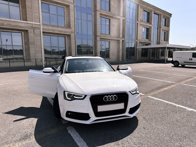Audi A5 2014, 93,000 km - 2.0 л - Bakı