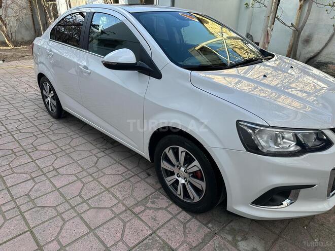 Chevrolet Aveo-4