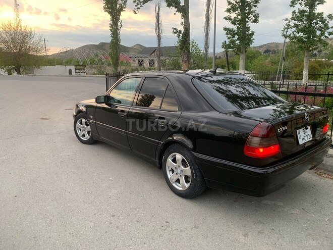 Mercedes C 230 1999, 472,000 km - 2.3 l - Göyçay